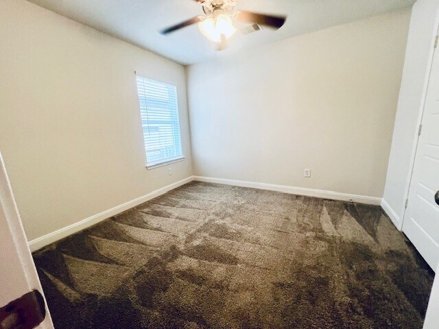 Foto del edificio - 24018 Spotted Owl Ln
