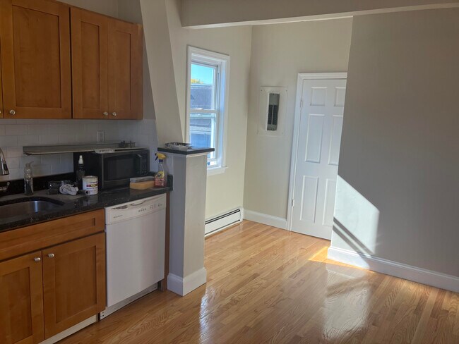 Foto del edificio - 512 Medford St