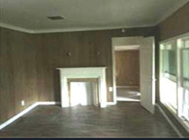 Building Photo - 7128 Goforth St
