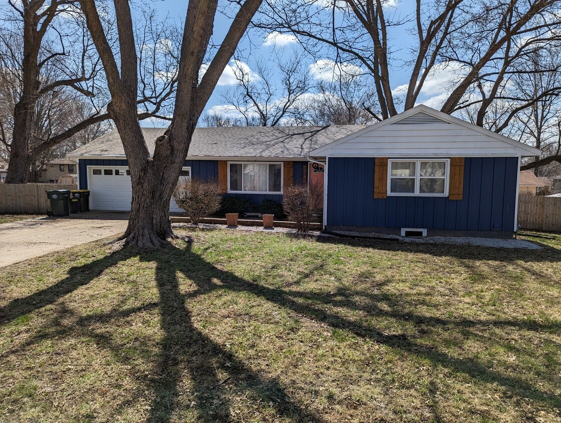 134 Woodland Rd, Lansing, KS 66043 House for Rent in Lansing, KS