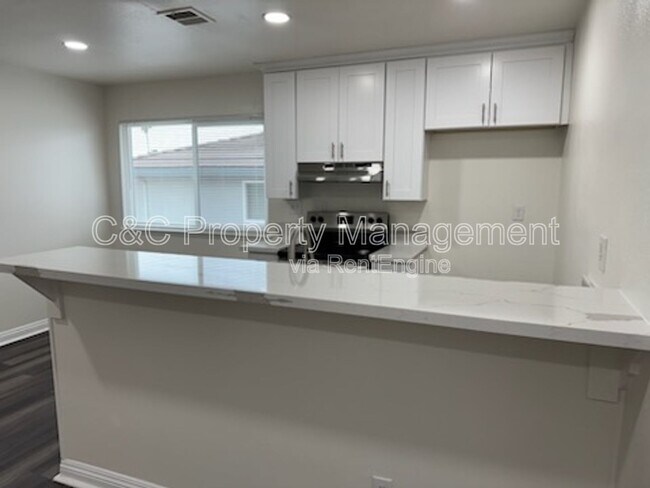 Foto del edificio - 3418 20th St