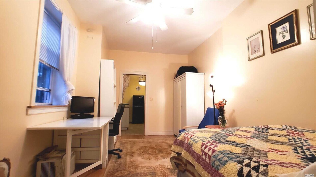 Primary Photo - 475 W 141st St
