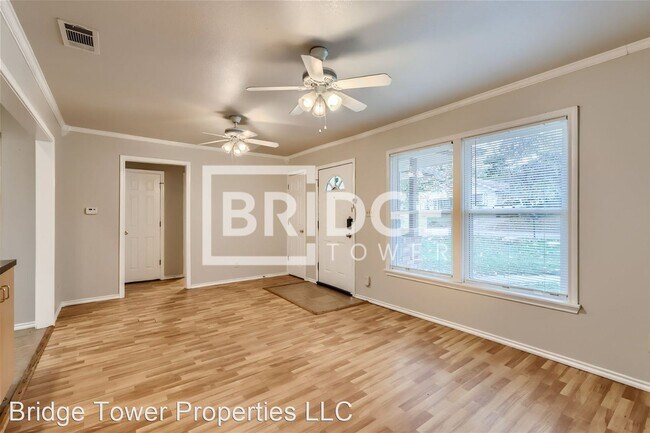 Foto del edificio - 3 br, 2 bath House - 817 S Vaden Street