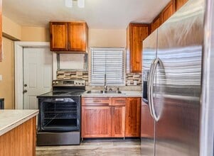 Building Photo - 112 W 34th St