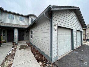 Building Photo - 1460 NE Covington Ln