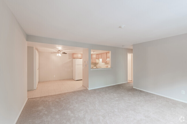 2 BR, 1 BA - Western Hills