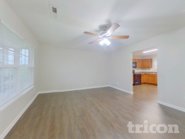 Foto del edificio - 103 Nora Dr