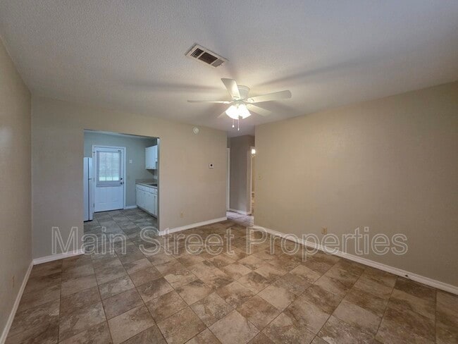 Building Photo - 7816 Sabra Dr