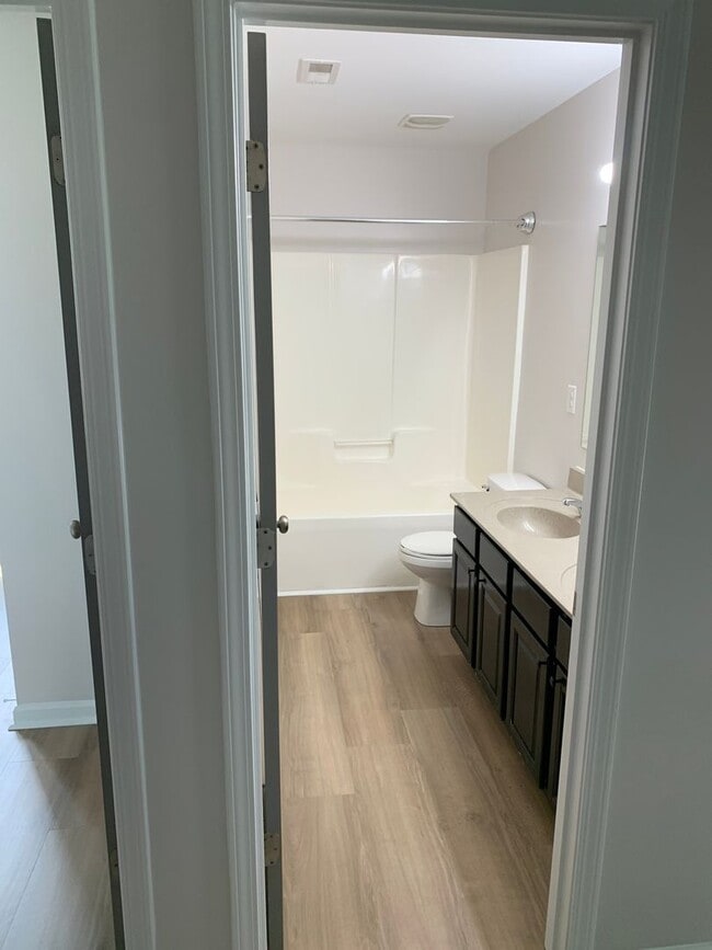 Building Photo - 11114 Pond Valley Ct