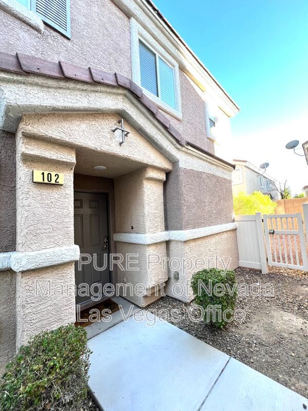 Foto del edificio - 8809 Horizon Wind Ave