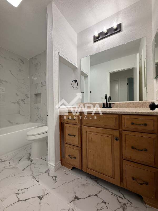 Foto del edificio - 9650 Chelmsford Dr