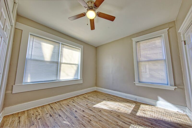 Foto principal - 4162 Shenandoah Ave