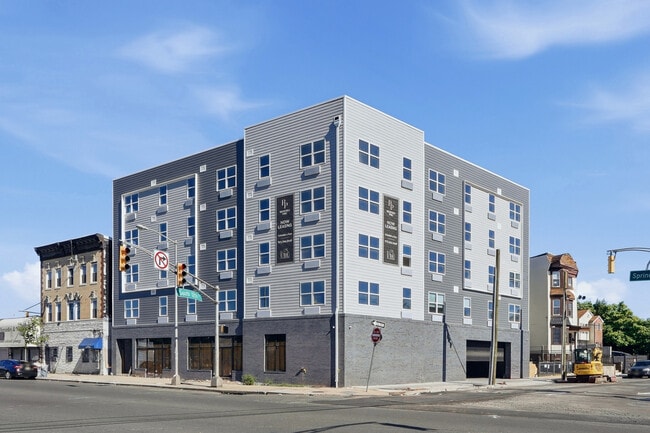 Building Photo - Ridgeview Parc