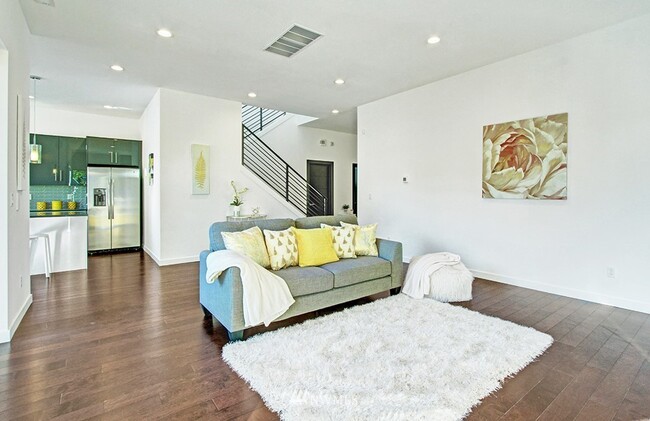 Foto del edificio - 2105 S Orcas St