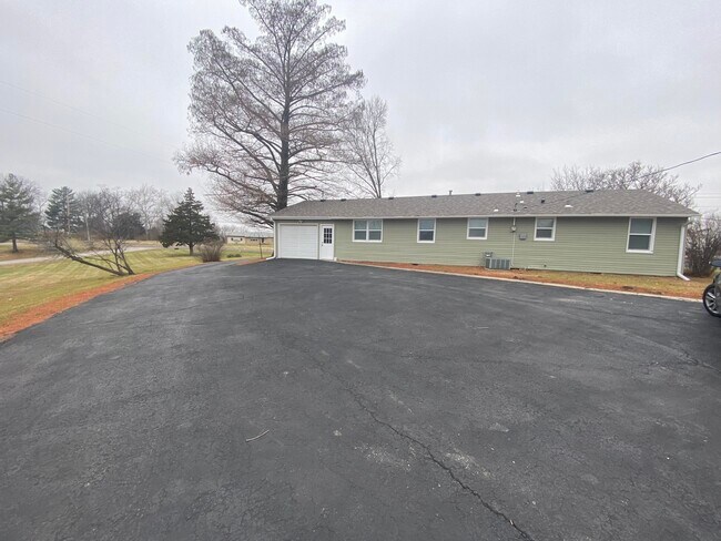 Foto del edificio - 6260 N Wagon Trail Rd