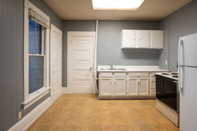 Foto del edificio - 326 S Exposition St