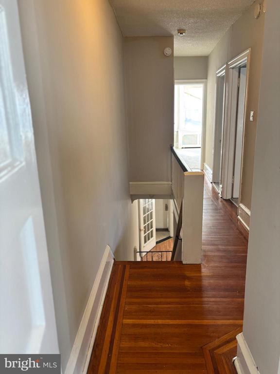 Foto del edificio - 4921 N Hutchinson St