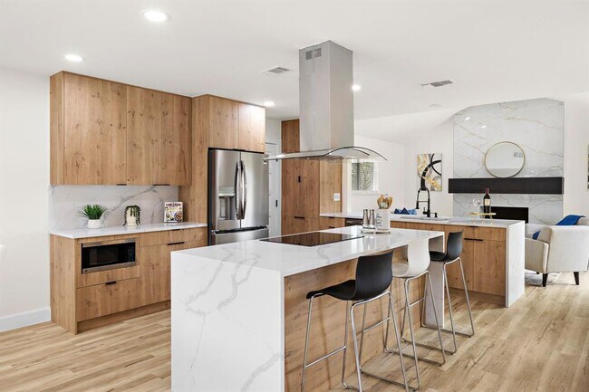 Foto del edificio - 2927 Norwood Hill Rd