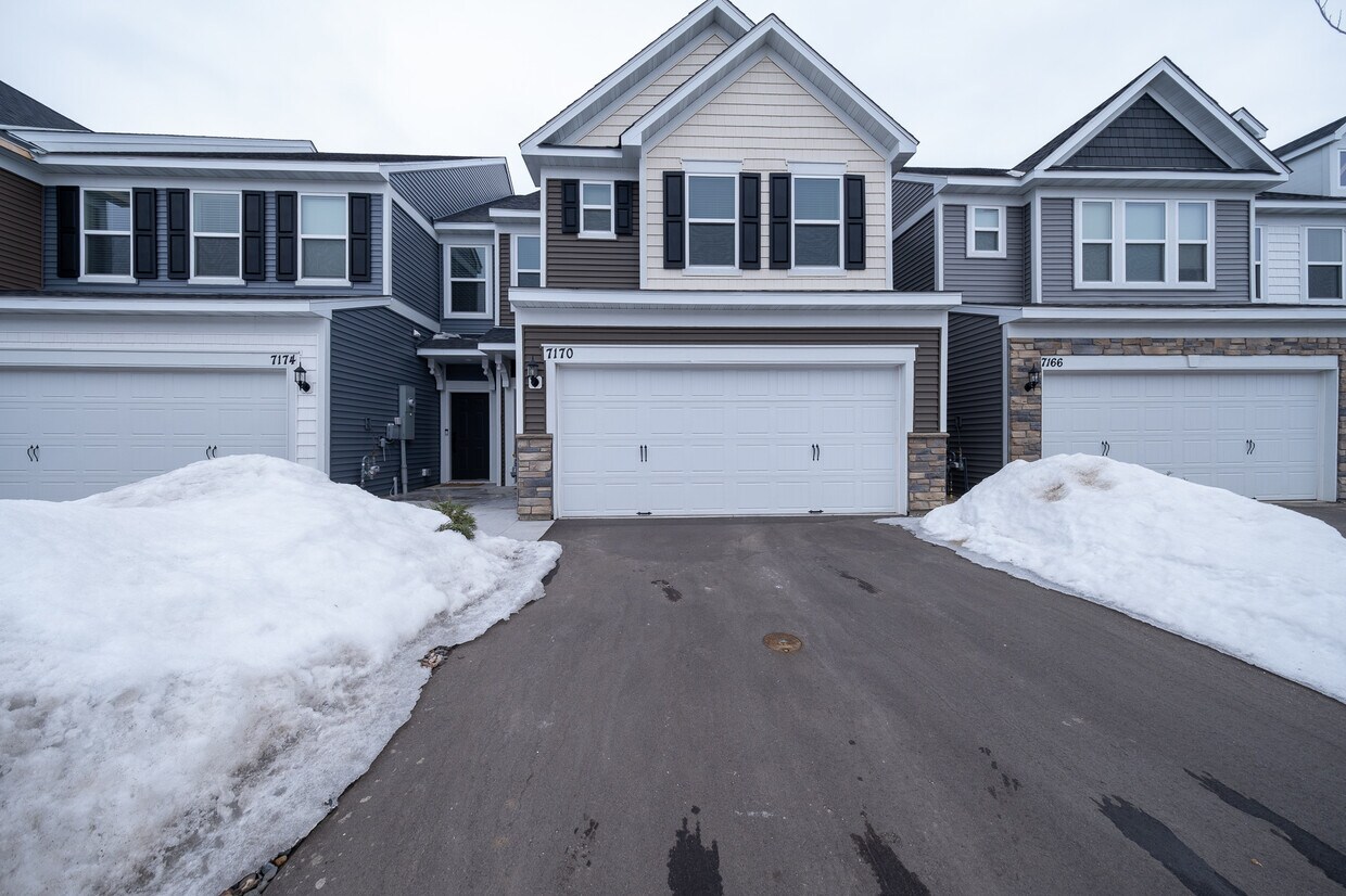 7170 Walnut Grove Way N, Maple Grove, MN 55311 Townhome Rentals in