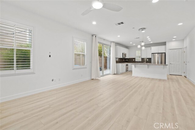 Building Photo - 31 Latitude