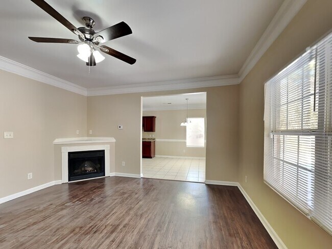 Foto del edificio - Beautiful 4 Bedroom Home located in McDonough!