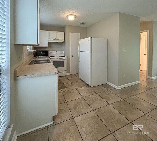 Foto del edificio - 6410 Schoel Ln