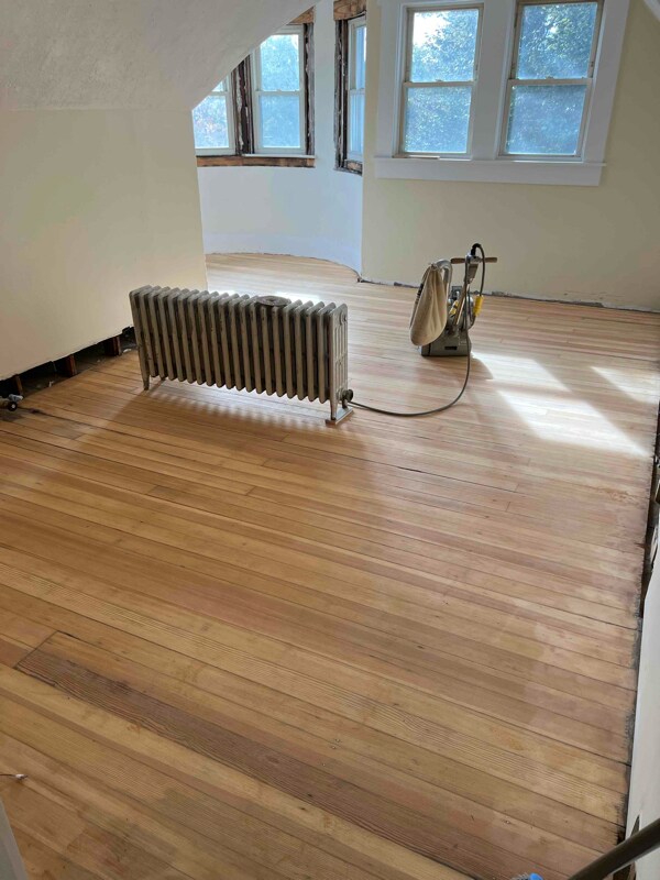 14 Beacon St Unit 3, Fitchburg, MA 01420 Room for Rent in Fitchburg