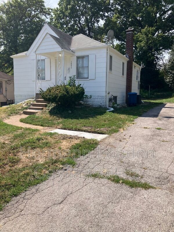 Photo - 10077 Dorothy Ave House