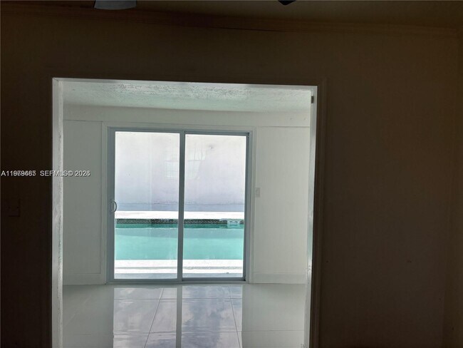 Foto del edificio - 3340 SW 94th Pl