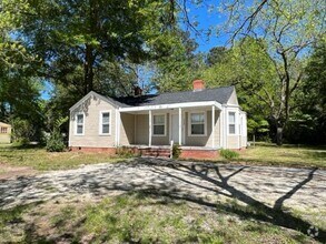 Building Photo - 1598 Washington Rd