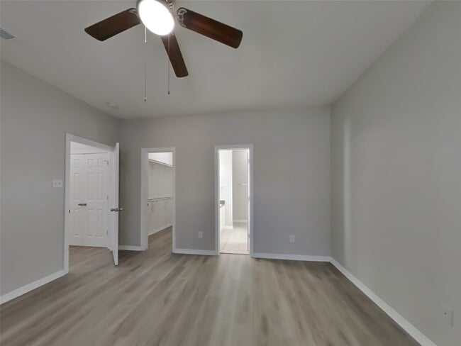 Building Photo - 21214 Peachvine Ln