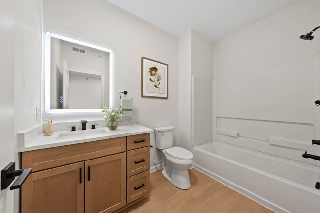 Building Photo - Madden's Pointe