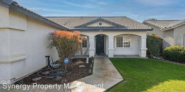 Building Photo - 4 br, 2 bath House - 4211 Rio Viejo Dr