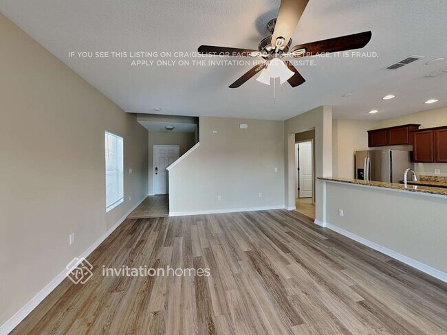 Foto del edificio - 526 Laguna Mill Dr