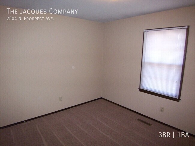 Foto del edificio - 2504 N Prospect Ave