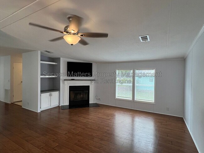 Foto del edificio - 8006 Malone Rd