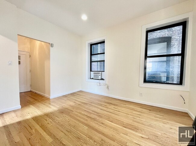 Building Photo - East 12th Street