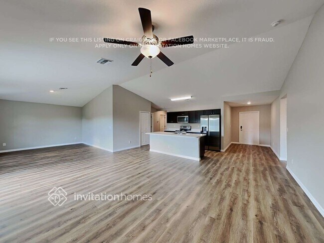 Foto del edificio - 428 NE 1st Pl