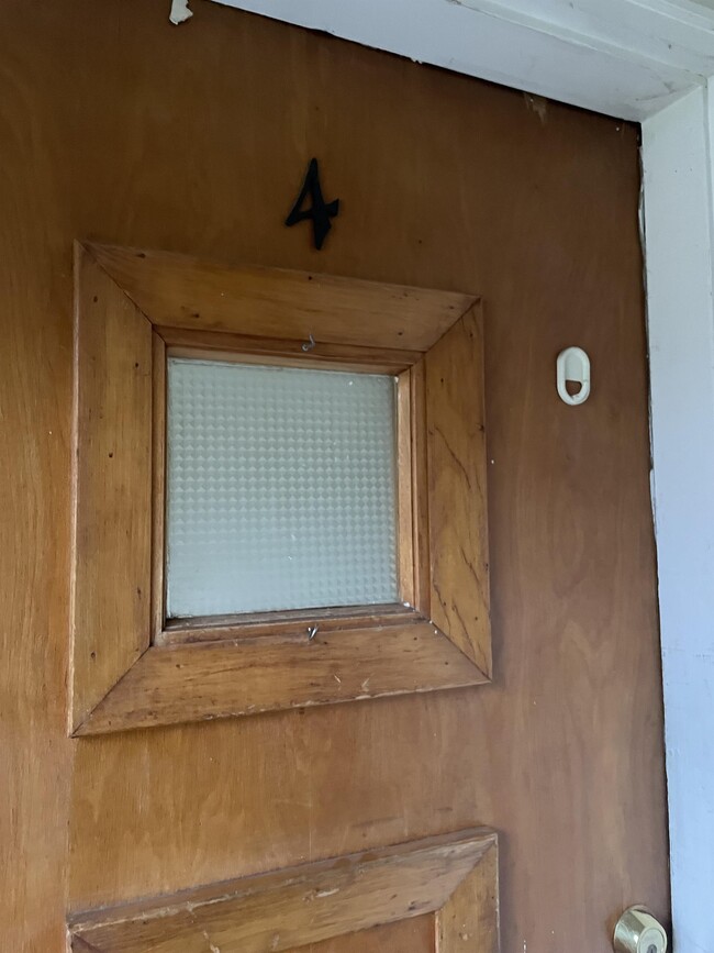 Foto del edificio - 128 Hoose Ct