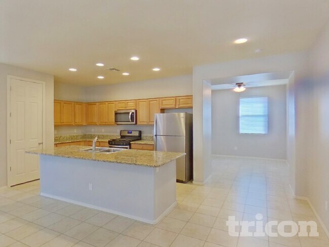 Foto del edificio - 41038 W Portis Dr