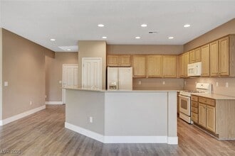 Building Photo - 2320 Meteor Shower St