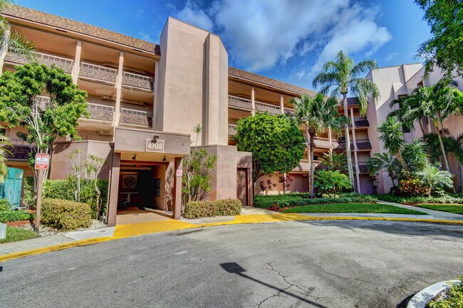 Building Photo - 4702  Fountains Drive 104 Lake Worth Fl 33467