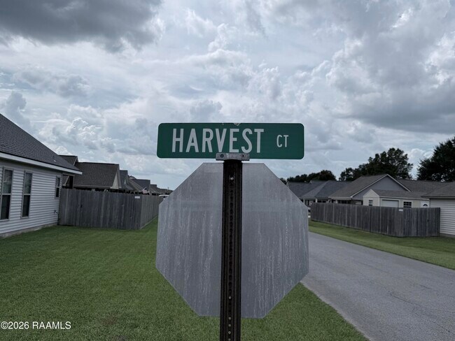 Building Photo - 201 Harvest Ct