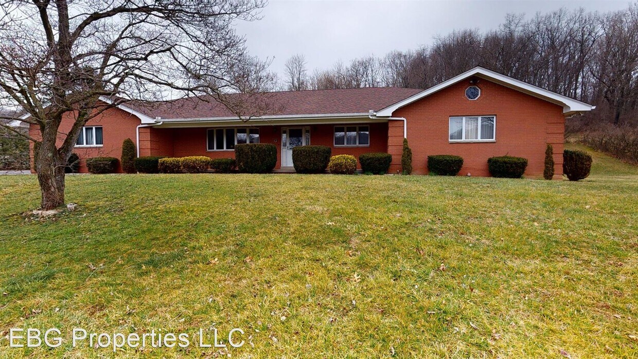 Primary Photo - 4 br, 2.5 bath House - 450 Slate Run Rd