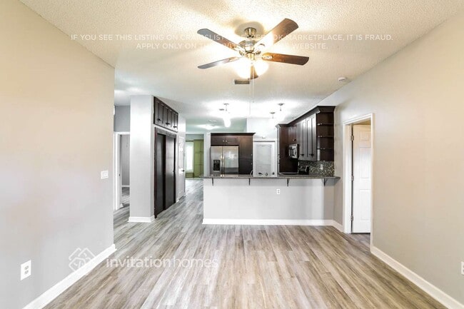 Building Photo - 6297 Lauderdale St