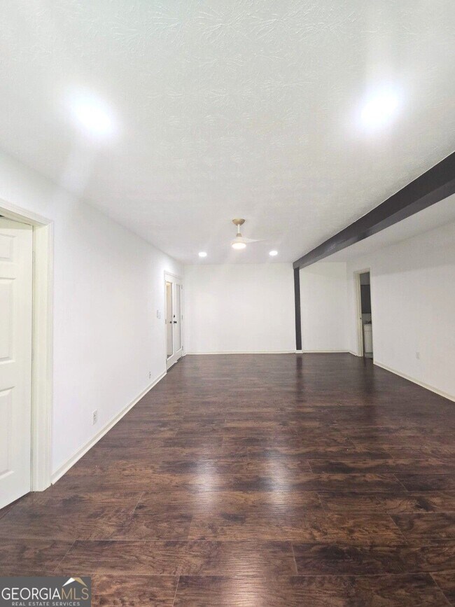 Foto del edificio - 2821 Meadowlark Trail NW