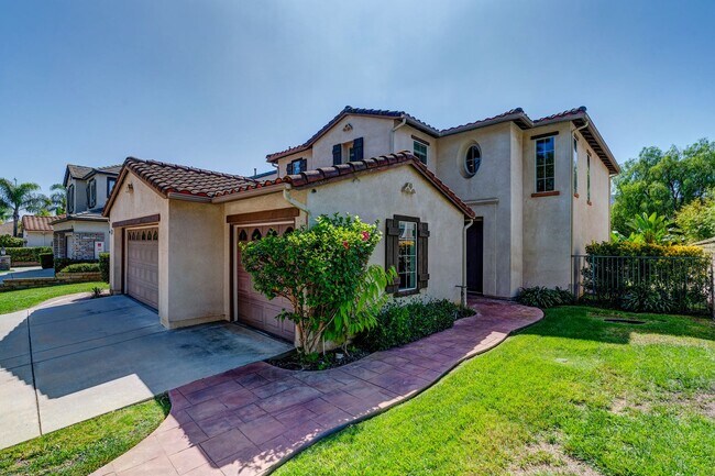 Building Photo - Beautiful 4 bedroom 3 bath with bonus room in Thousand Oaks!