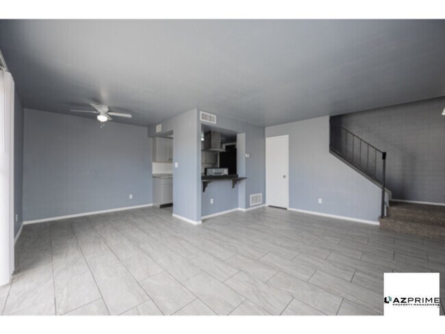 Foto del edificio - Welcome to This Beautifully Renovated 3/1 ...