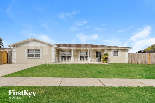 Building Photo - 3810 Treadway Dr