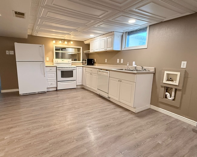 Building Photo - 510 E King St